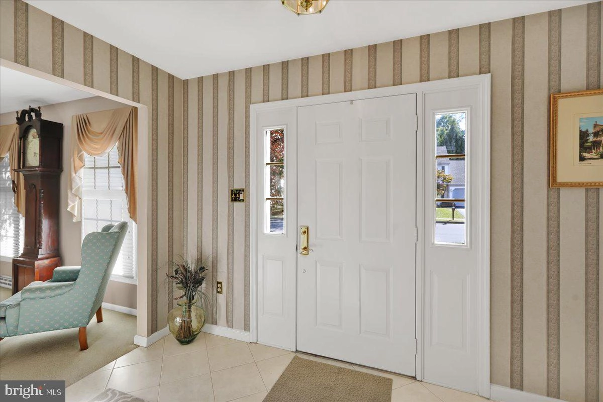 Entry Way - 519 Thomas Pl, Reading, PA 19608 photo 1 of 5