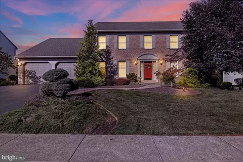 Exterior - 519 Thomas Pl, Reading, PA 19608 photo 9 of 9