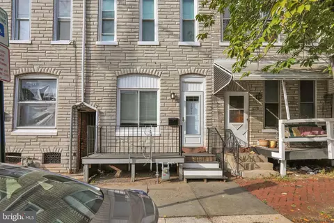 1017 Elm St, Reading, PA 19604