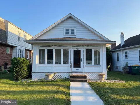 2104 Cleveland Ave, Reading, PA 19609