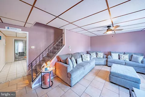 614 Water St, Shoemakersville, PA 19555
