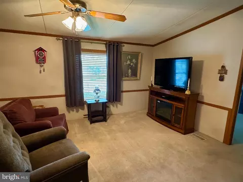 107 Ritz Ave, Reading, PA 19606 photo 5