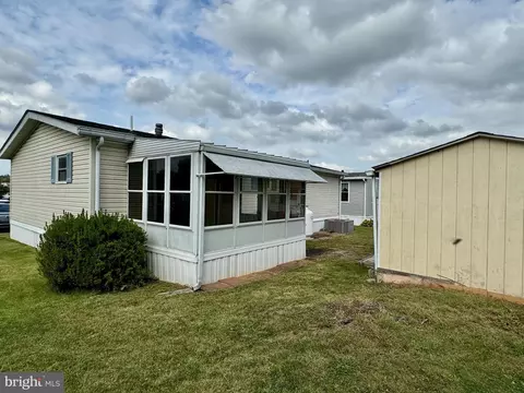 107 Ritz Ave, Reading, PA 19606 photo 4