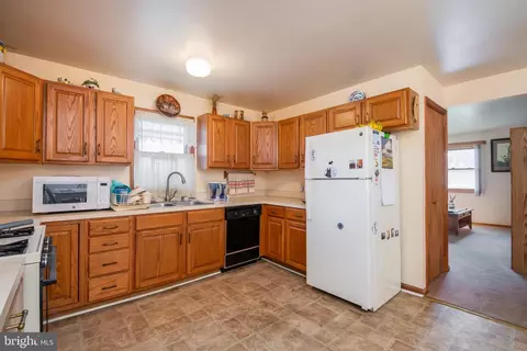 Kitchen - 108 Funston Ave, Reading, PA 19607 photo 2 of 3