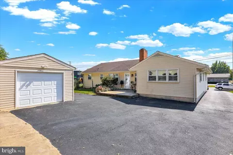 2417 State Hill Rd, Reading, PA 19610 photo 4