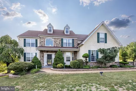 67 Valley Brook Rd, Boyertown, PA 19512