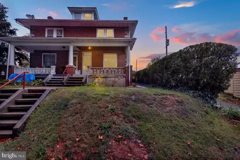 9 Cecil Ave, Reading, PA 19609 photo 2
