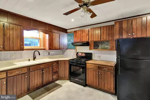 9 Cecil Ave, Reading, PA 19609 photo 17
