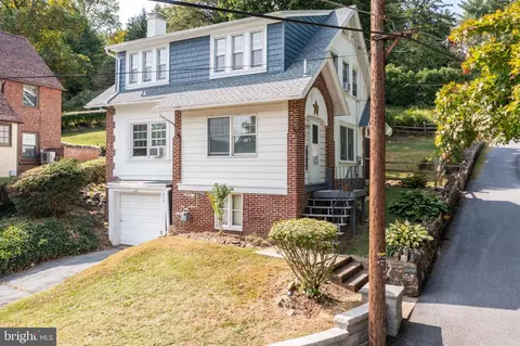 Exterior - 459 Hill Ave, Reading, PA 19606 photo 2 of 4