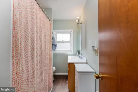 Entry Way - 459 Hill Ave, Reading, PA 19606 photo 2 of 3