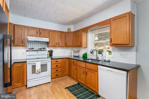 Kitchen - 459 Hill Ave, Reading, PA 19606 photo 1 of 2