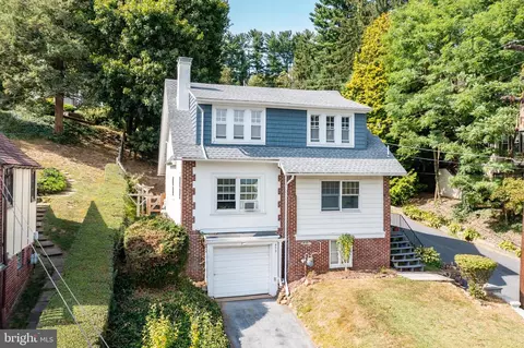 459 Hill Ave, Reading, PA 19606
