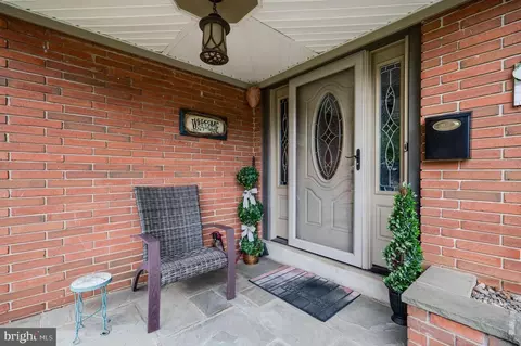 107 Mull Ave, Sinking Spring, PA 19608 photo 6
