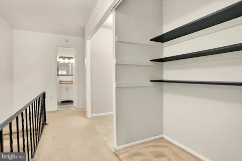 Entry Way - 823 Rabbit Ln, Reading, PA 19606 photo 5 of 5