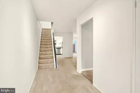 Entry Way - 823 Rabbit Ln, Reading, PA 19606 photo 2 of 5