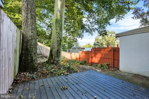 Exterior - 823 Rabbit Ln, Reading, PA 19606 photo 2 of 2