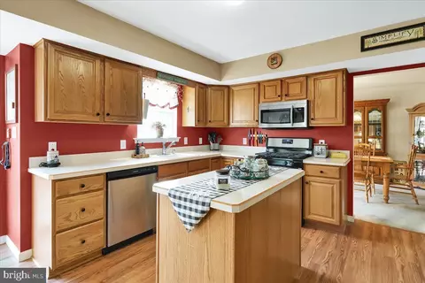 4 Baker Ln, Reading, PA 19606 photo 12