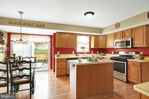 4 Baker Ln, Reading, PA 19606 photo 9