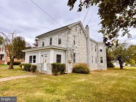 528 Main St, Bally, PA 19503