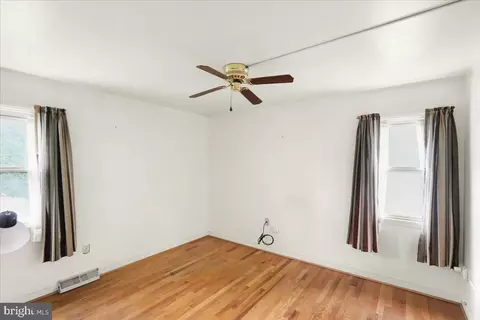Bedroom - 112 Mifflin Blvd, Reading, PA 19607 photo 2 of 4