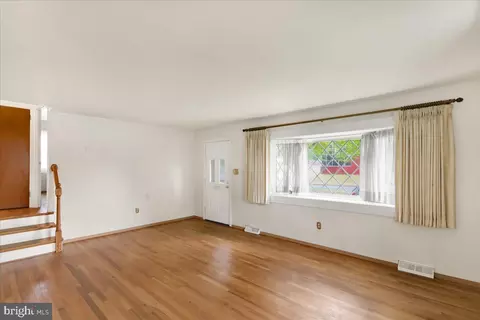 Living - 112 Mifflin Blvd, Reading, PA 19607 photo 3 of 3