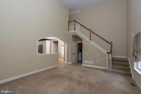 Living - 1657 E Thistle Dr, Reading, PA 19610 photo 3 of 6
