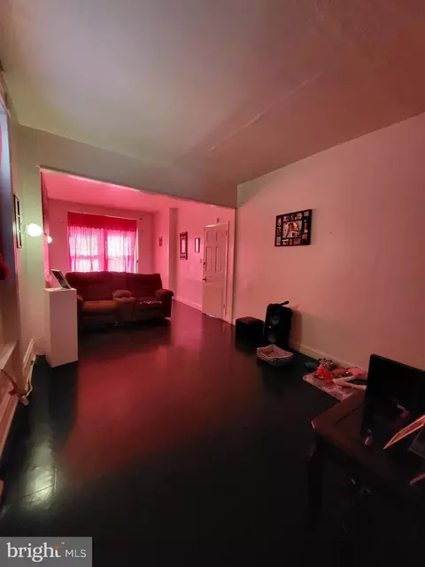 233 Walnut St, Reading, PA 19601 photo 3