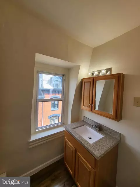 233 Walnut St, Reading, PA 19601 photo 23