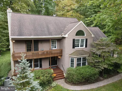 35 Dawson Dr, Mohnton, PA 19540