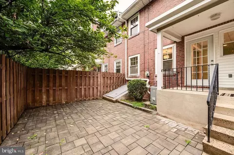Exterior - 922 Franklin St, Wyomissing, PA 19610 photo 5 of 5