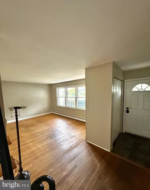 Living - 1424 Commonwealth Blvd, Reading, PA 19607 photo 1 of 1