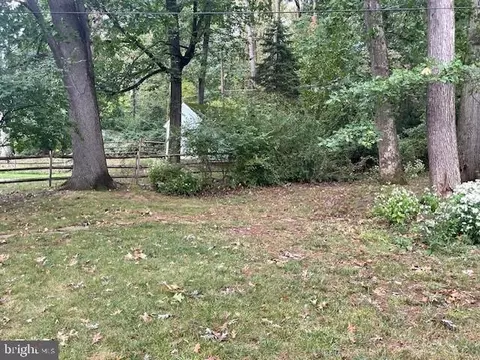 1933 Lorraine Rd, Reading, PA 19604 photo 28