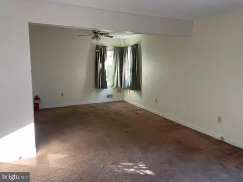 1933 Lorraine Rd, Reading, PA 19604 photo 2