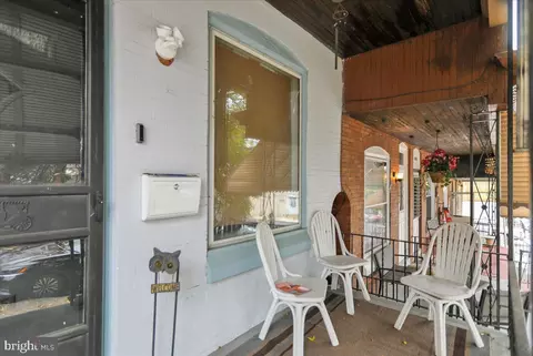 1246 Spring St, Reading, PA 19604 photo 2