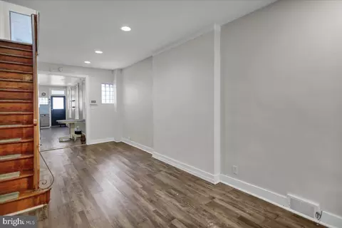 1246 Spring St, Reading, PA 19604 photo 3