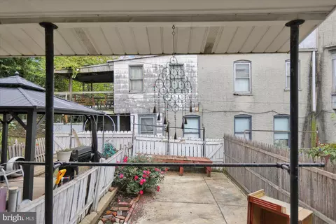 1246 Spring St, Reading, PA 19604 photo 8