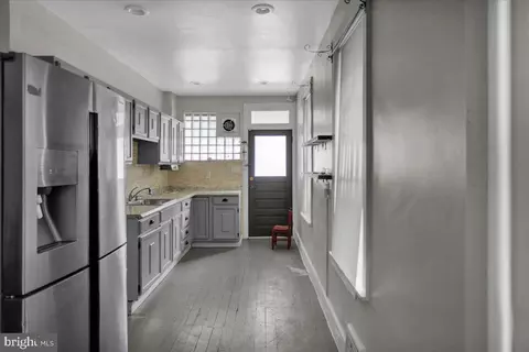 1246 Spring St, Reading, PA 19604 photo 6