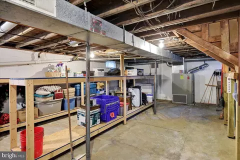 518 Spring Valley Rd, Reading, PA 19604 photo 32