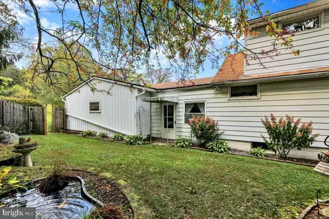 518 Spring Valley Rd, Reading, PA 19604 photo 36