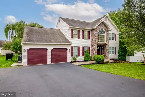 3 Nancy Cir, Reading, PA 19606
