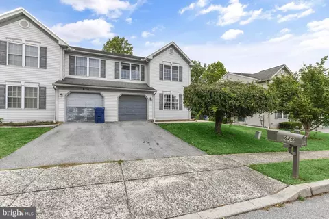 628 Frederick St, Reading, PA 19608