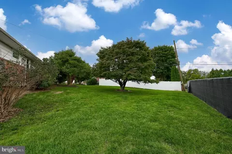Exterior - 413 Weidman Ave, Sinking Spring, PA 19608 photo 5 of 5
