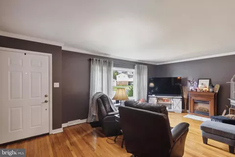140 Octagon Ave, Reading, PA 19608 photo 5
