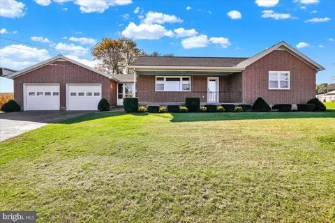903 Schappell Rd, Hamburg, PA 19526
