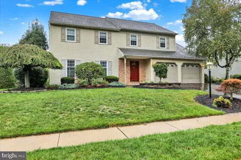 258 New Castle Dr, Reading, PA 19607