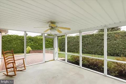 258 New Castle Dr, Reading, PA 19607 photo 23