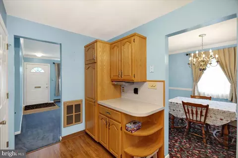 Entry Way - 2912 Gerard Ave, Reading, PA 19608 photo 2 of 4