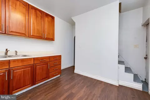 Entry Way - 1242 Eckert Ave, Reading, PA 19602 photo 7 of 11