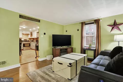 109 Cacoosing, Reading, PA 19608 photo 5