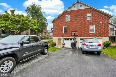 109 Cacoosing, Reading, PA 19608 photo 29